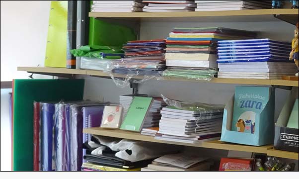 Bureau de vente de tabac au quartier de Ventas à Irún - Librairie, magazines, cahiers, stylos